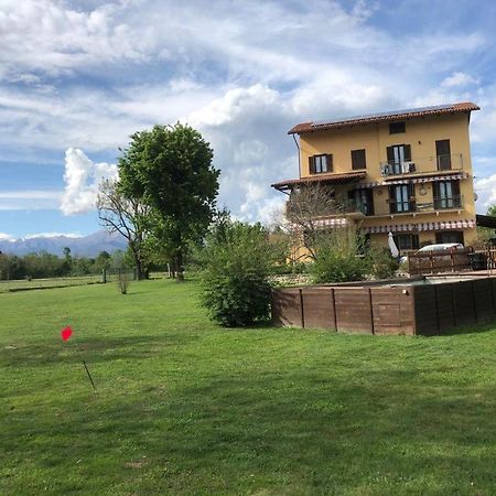 Una Casa Nel Verde San Maurizio Canavese Екстер'єр фото
