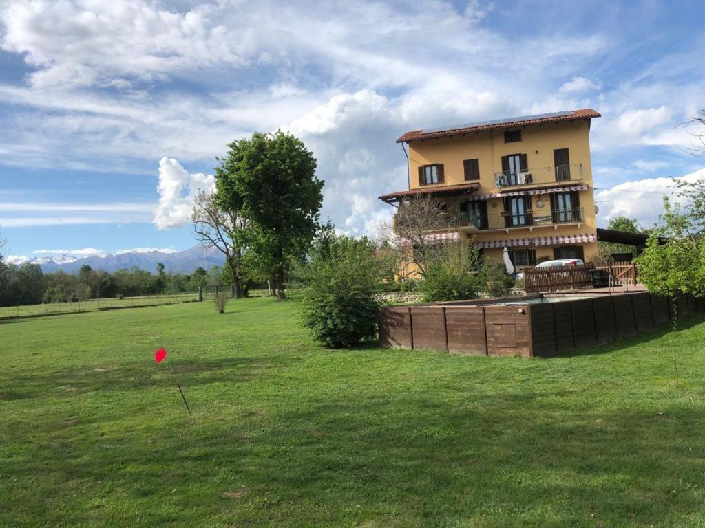 Una Casa Nel Verde San Maurizio Canavese Екстер'єр фото